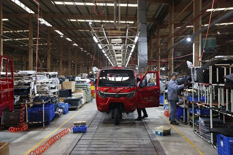 Wanhoo flexible assembly line producing cargo tricycles for delivery fleets