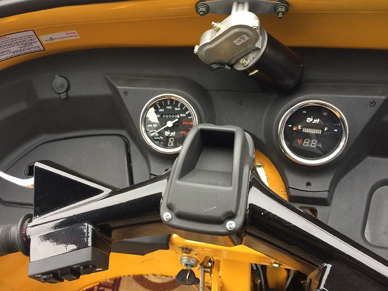 wanhoo-yahoo-passenger-tricycle-interior