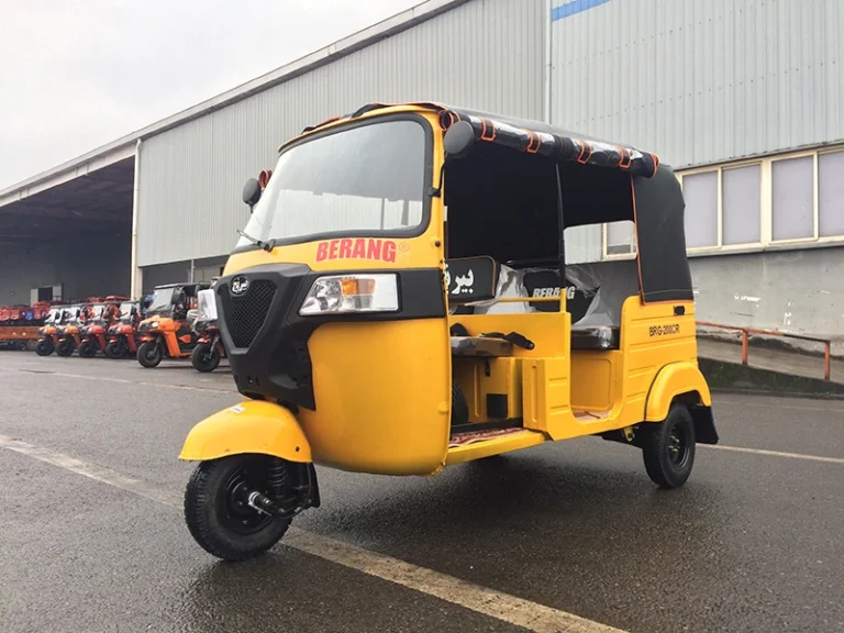 wanhoo-yahoo-passenger-tricycle-left-side